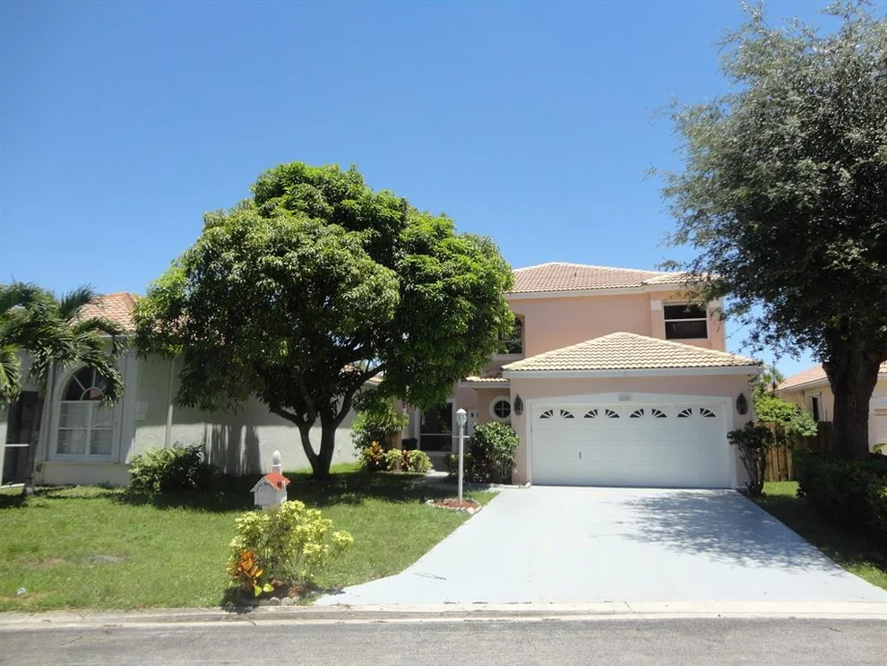 Unit for sale at 136 Woodlake Circle, Greenacres, FL 33463