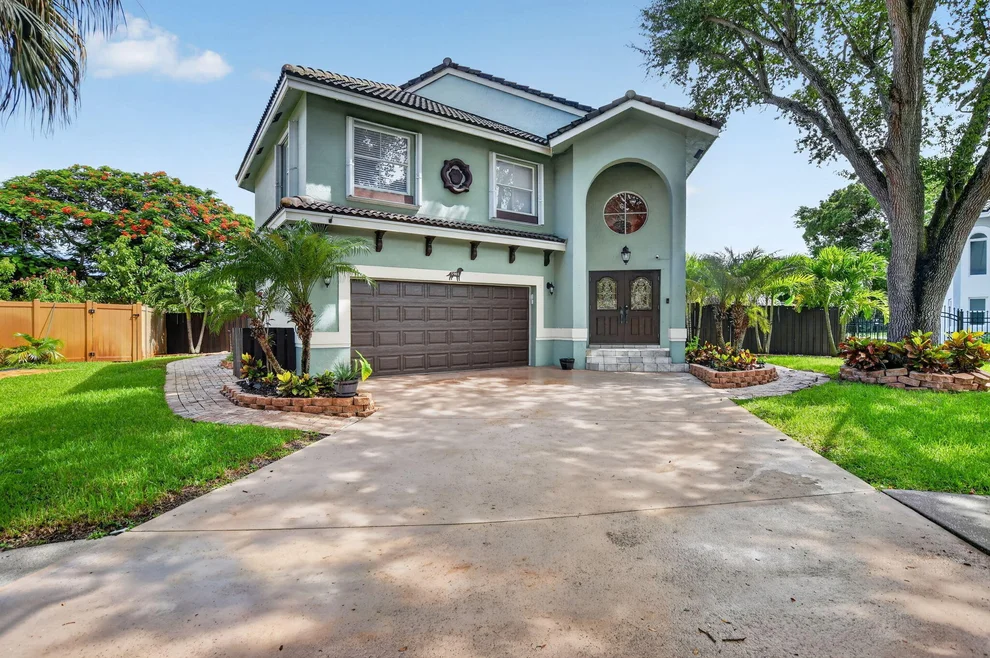 Unit for sale at 5901 NW 58th Terrace, Parkland, FL 33067