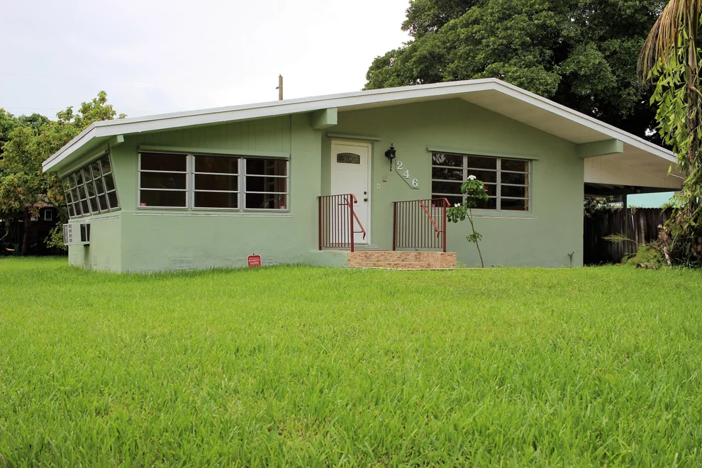 Unit for sale at 246 NE 118th Street, North Miami, FL 33161