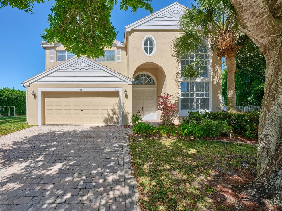 Unit for sale at 104 Devonshire Circle, Royal Palm Beach, FL 33414