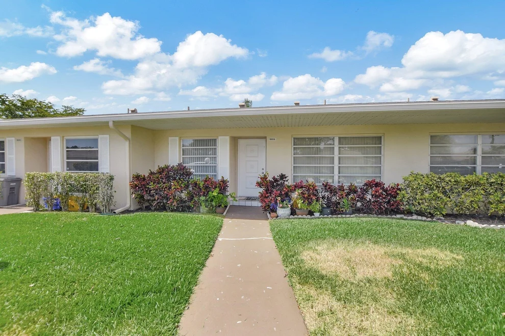 Unit for sale at 8604 Bella Vista Drive, Boca Raton, FL 33433