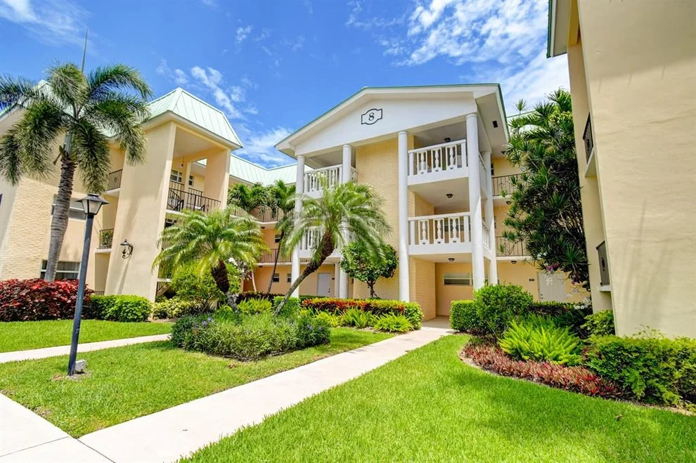 Unit for sale at 8 Colonial Club Drive, Boynton Beach, FL 33435