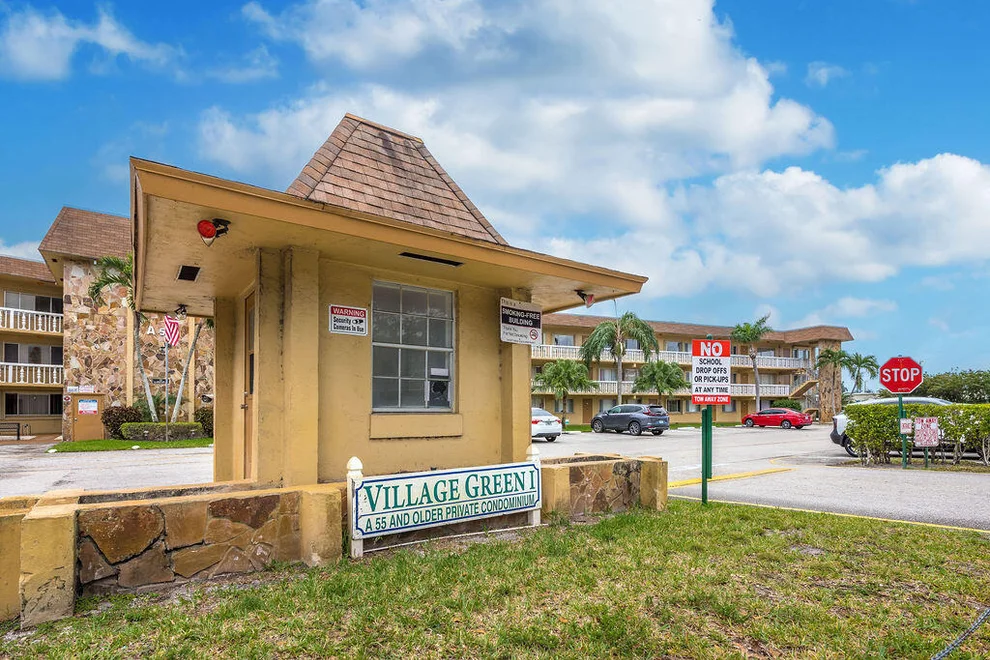 Unit for sale at 500 Village Green Circle W, Palm Springs, FL 33461