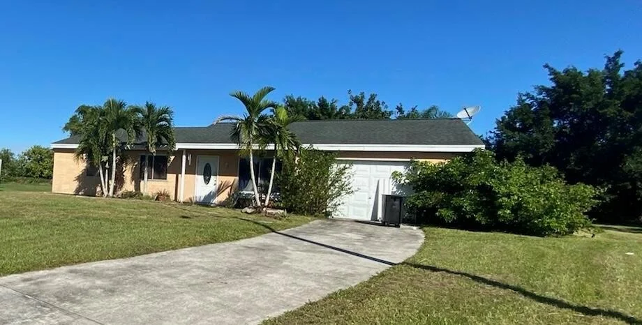 Unit for sale at 671 SW Old Briar Avenue, Port St Lucie, FL 34953