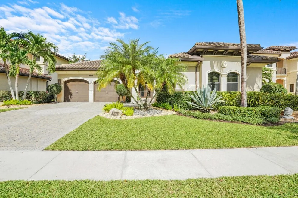 Unit for sale at 8461 Hawks Gully Avenue, Delray Beach, FL 33446