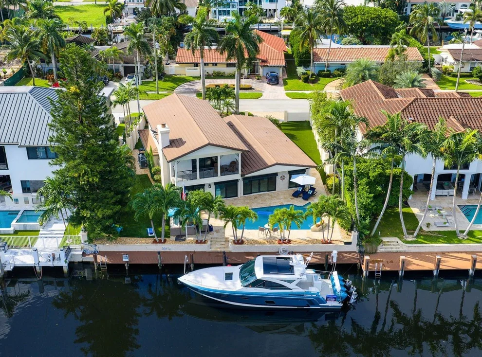 Unit for sale at 2541 NE 48th Street, Lighthouse Point, FL 33064