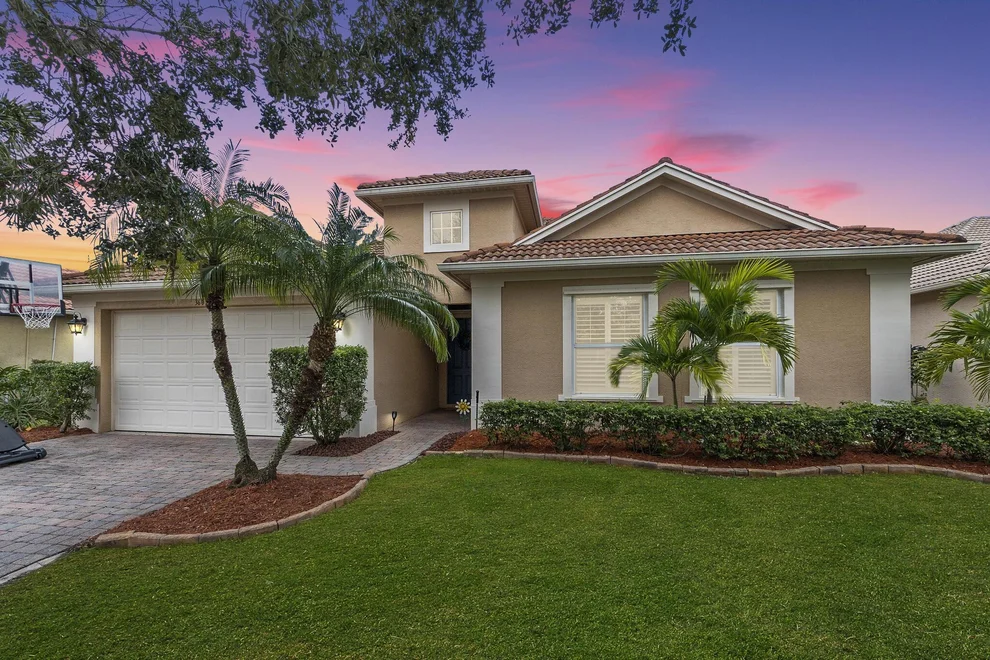 Unit for sale at 360 NW Sheffield Circle, Port St Lucie, FL 34983