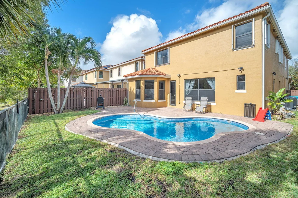 Unit for sale at 3856 Aspen Leaf Drive, Boynton Beach, FL 33436