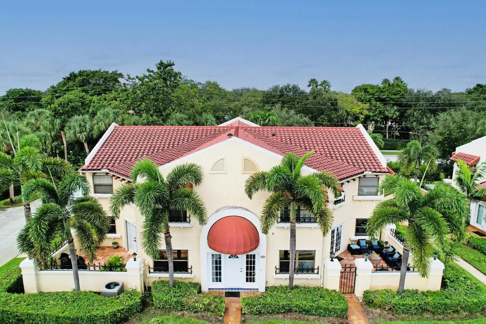 Unit for sale at 19 Uno Lago Drive, Juno Beach, FL 33408