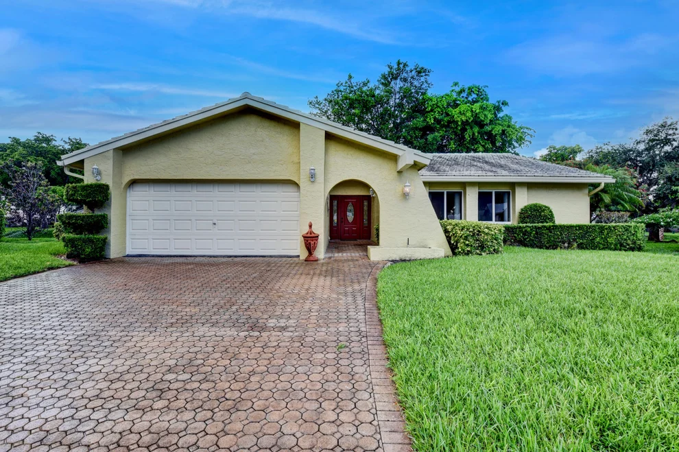 Unit for sale at 22083 Wildwood Circle, Boca Raton, FL 33433