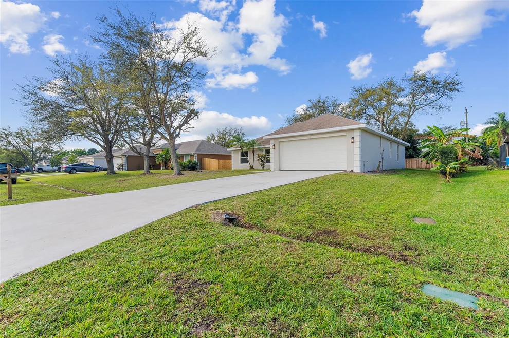 Unit for sale at 1658 SE Harp Lane, Port St Lucie, FL 34983