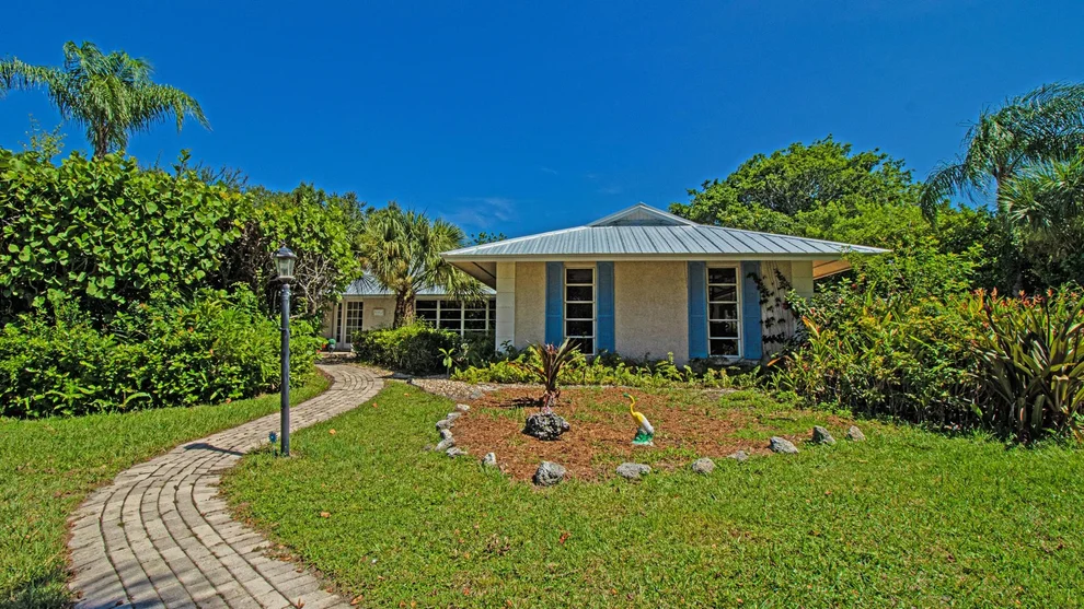 Unit for sale at 3060 SE Falmouth Drive, Stuart, FL 34997