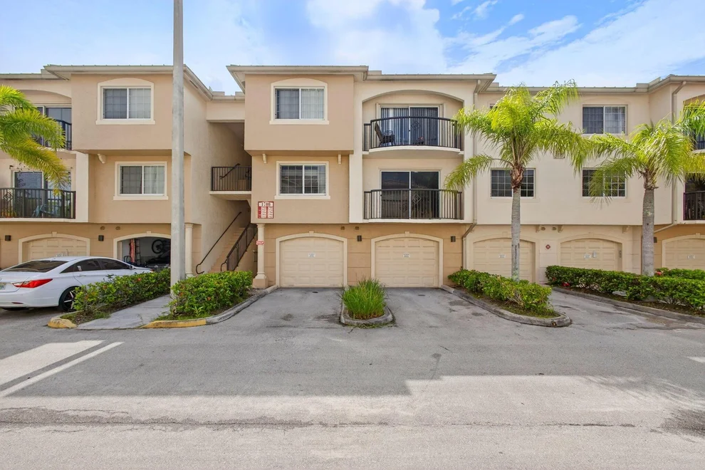 Unit for sale at 1700 Crestwood Court S, Royal Palm Beach, FL 33411