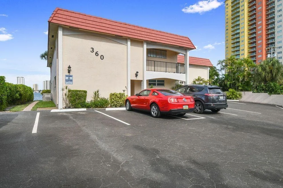 Unit for sale at 360 Wilma Circle, Riviera Beach, FL 33404