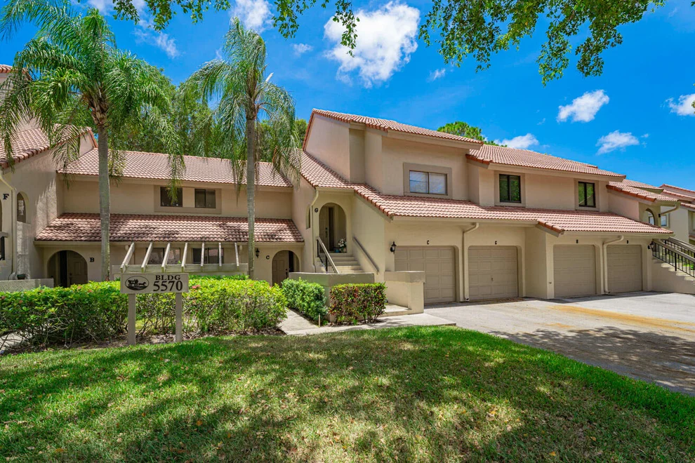 Unit for sale at 5570 Coach House Circle, Boca Raton, FL 33486