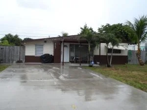 Unit for sale at 4243 Winchester Lane, West Palm Beach, FL 33406