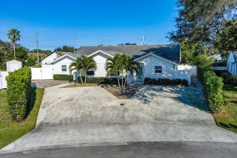 Unit for sale at 6075 Francis Street, Jupiter, FL 33458