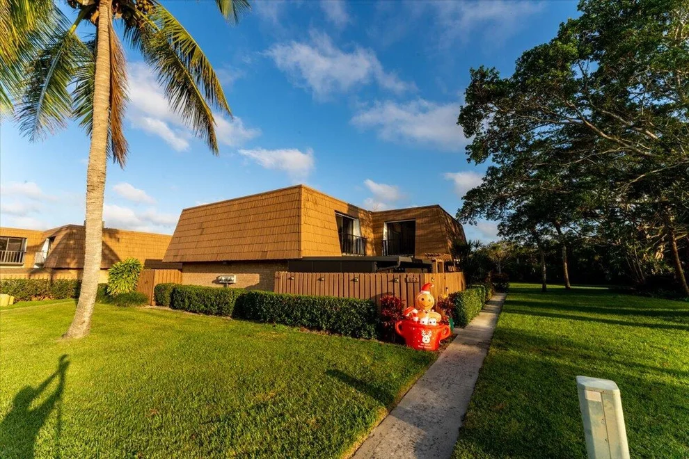 Unit for sale at 5923 SE Riverboat Drive, Stuart, FL 34997