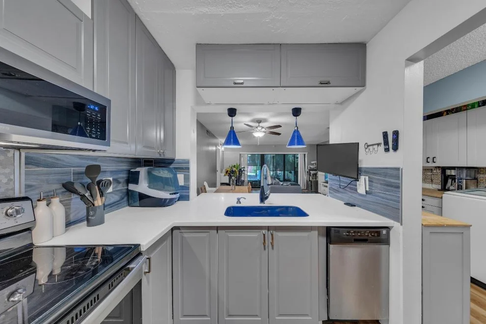 Unit for sale at 301 N Pine Island Road, Plantation, FL 33324