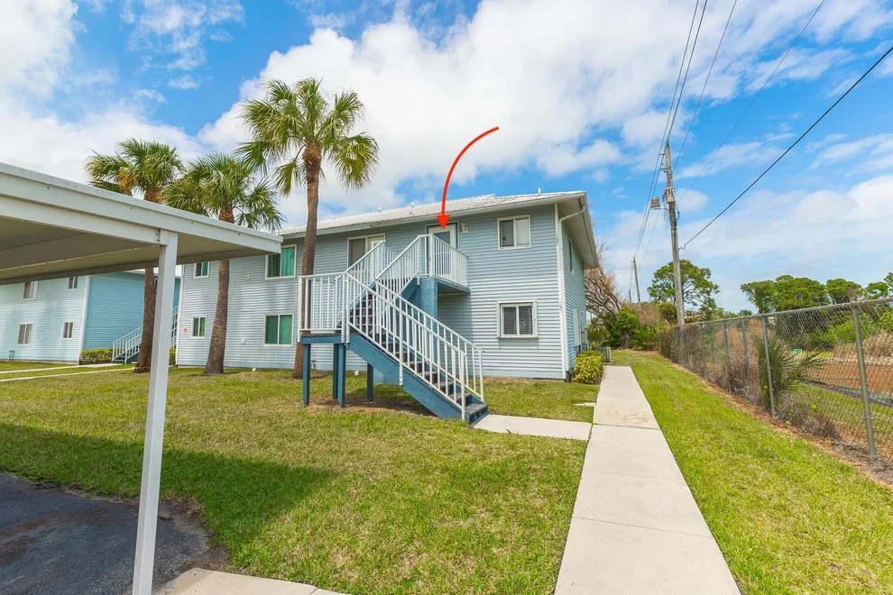 Unit for sale at 187 SE Village Drive, Port St Lucie, FL 34952