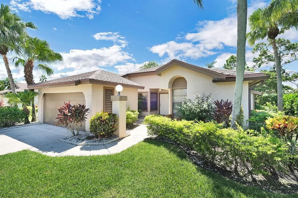 Unit for sale at 13329 Touchstone Court, Palm Beach Gardens, FL 33418