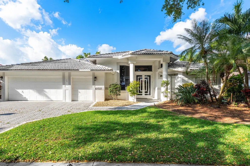 Unit for sale at 10727 Avenida Santa Ana, Boca Raton, FL 33498