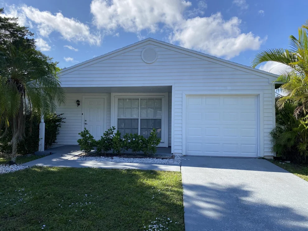 Unit for sale at 5372 Courtney Circle, Boynton Beach, FL 33472
