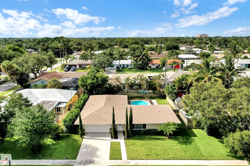 Unit for sale at 1083 SW 5th Street, Boca Raton, FL 33486