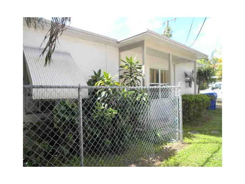 Unit for sale at 5812 Grant Street, Hollywood, FL 33021
