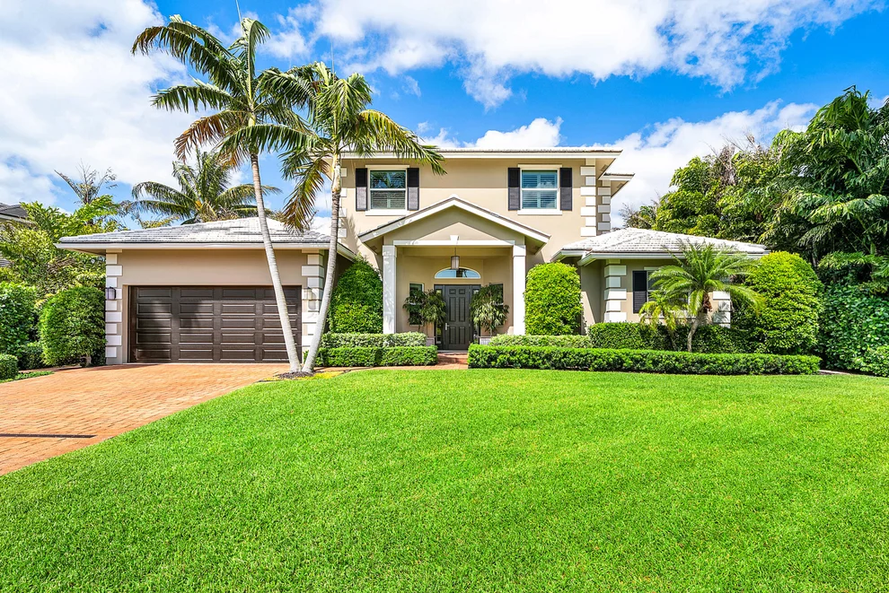Unit for sale at 33 Spanish River Drive, Ocean Ridge, FL 33435
