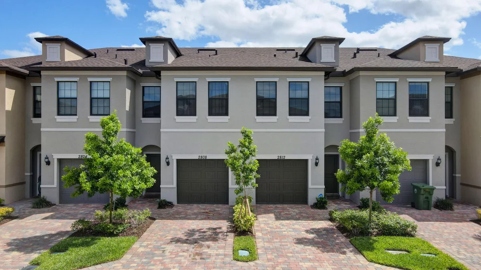 Unit for sale at 2808 Troubadour Street, Palm Springs, FL 33406
