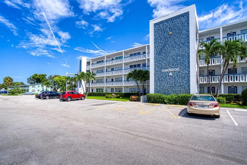 Unit for sale at 4019 Oakridge A, Deerfield Beach, FL 33442