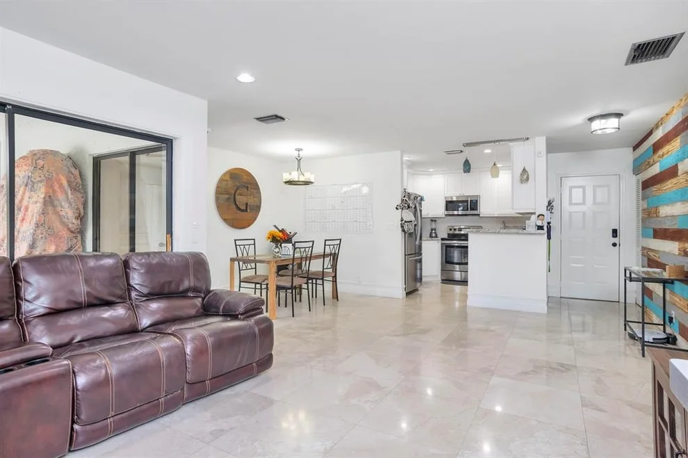Unit for sale at 4463 Carambola Circle S, Coconut Creek, FL 33066