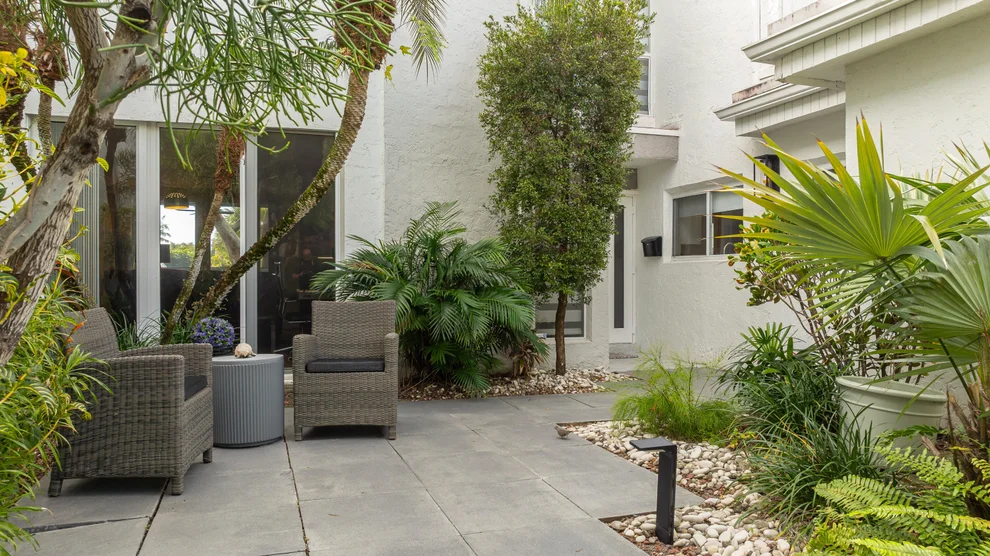 Unit for sale at 660 Kensington Place, Wilton Manors, FL 33305
