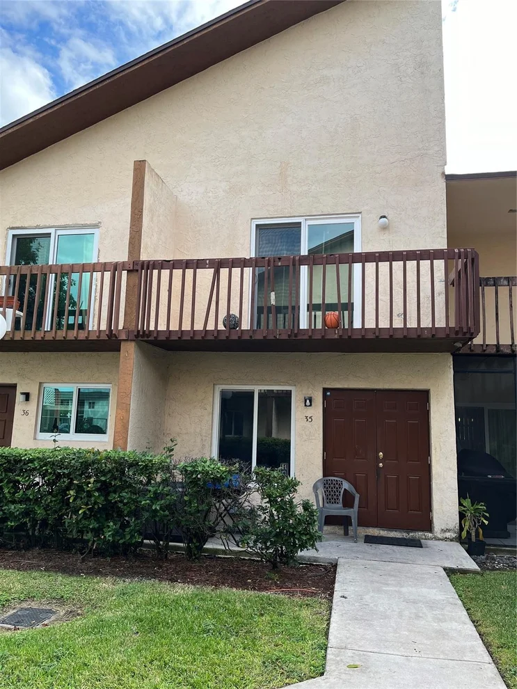 Unit for sale at 6605 Winfield Boulevard, Margate, FL 33063
