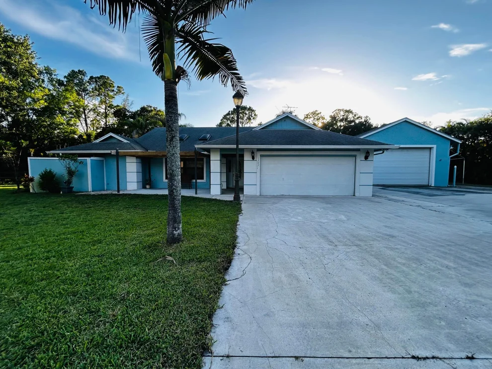 Unit for sale at 17971 Mellen Lane, Jupiter, FL 33478