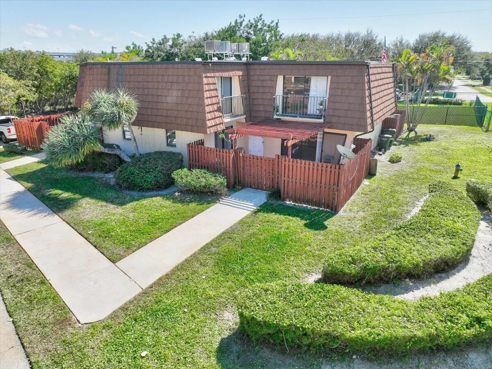 Unit for sale at 2675 Albatross Road N, Delray Beach, FL 33444