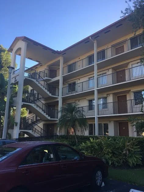 Unit for sale at 900 SW 142nd Avenue, Pembroke Pines, FL 33027