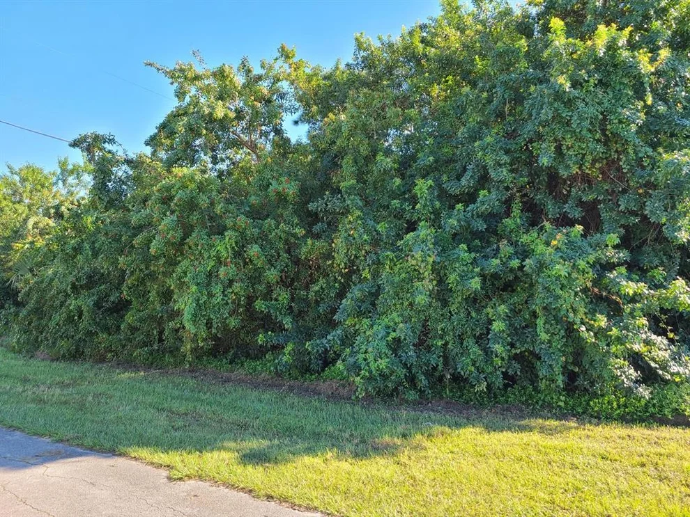 Unit for sale at 974 SW Firestone Avenue, Port St Lucie, FL 34953