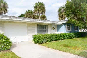 Unit for sale at 3827 Lighthouse Drive, Palm Beach Gardens, FL 33410