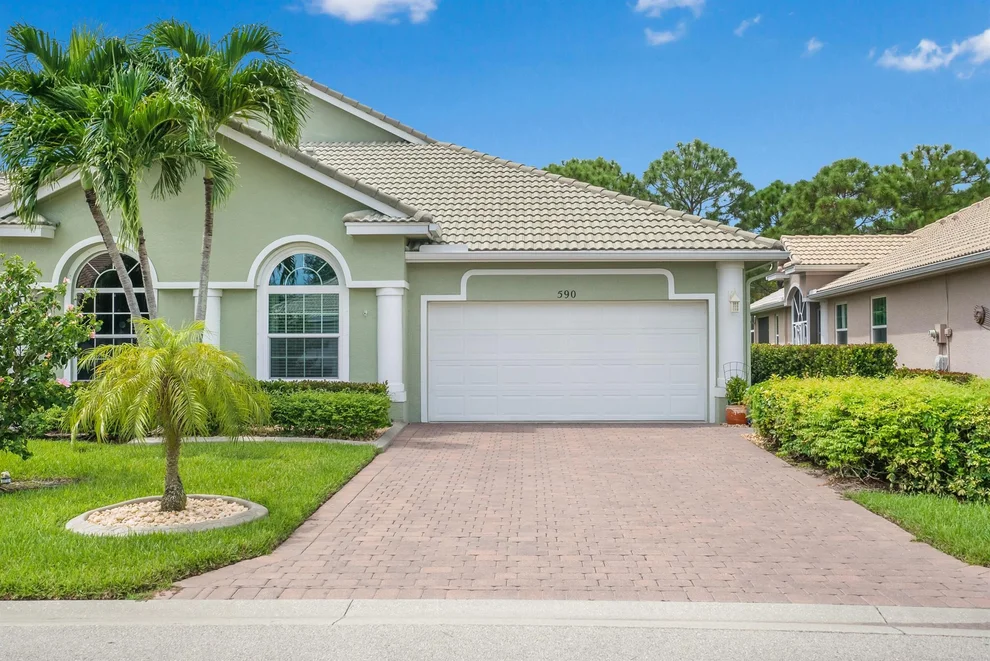 Unit for sale at 590 NW Red Pine Way, Jensen Beach, FL 34957