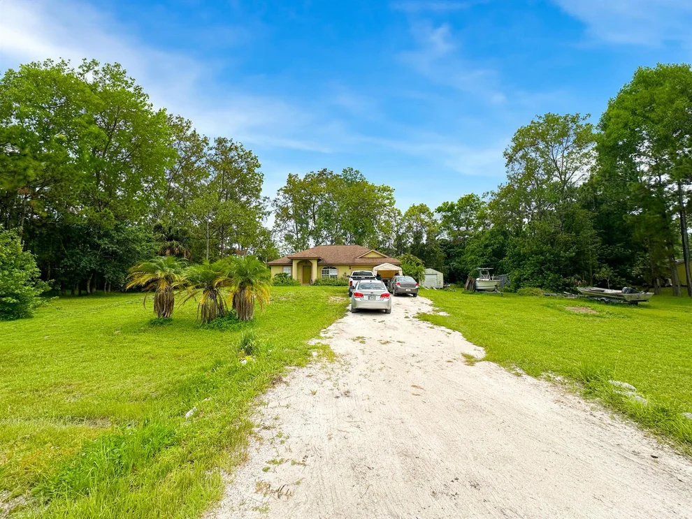 Unit for sale at 17352 72nd Road N, Loxahatchee, FL 33470