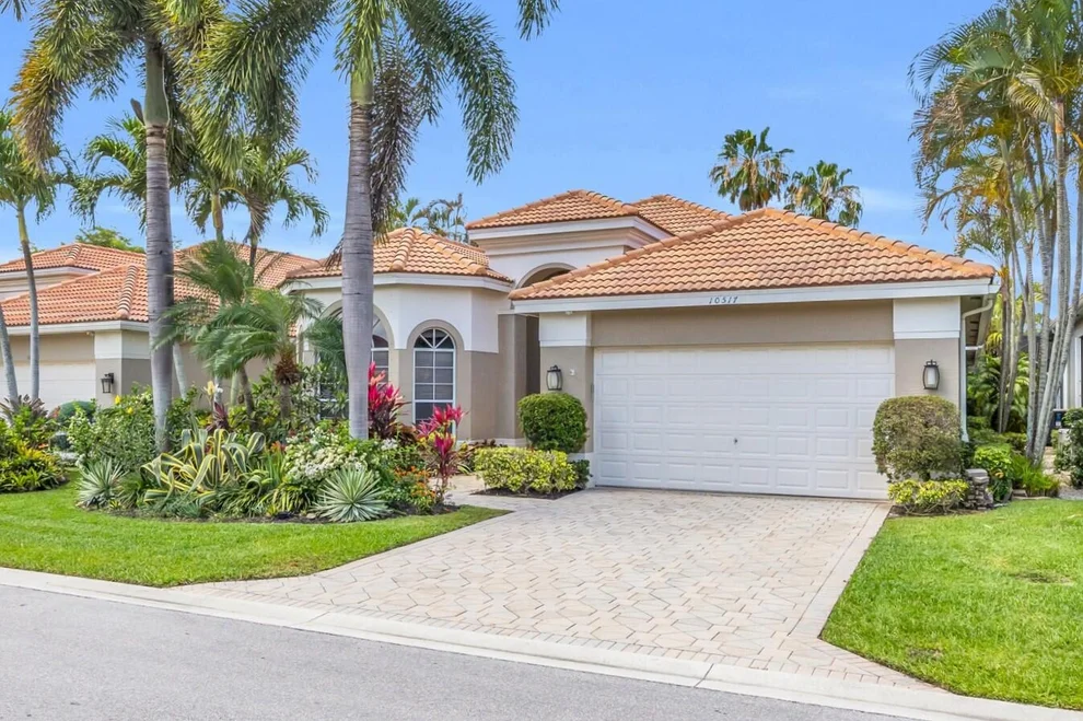 Unit for sale at 10517 Laurel Estates Lane, Lake Worth, FL 33449