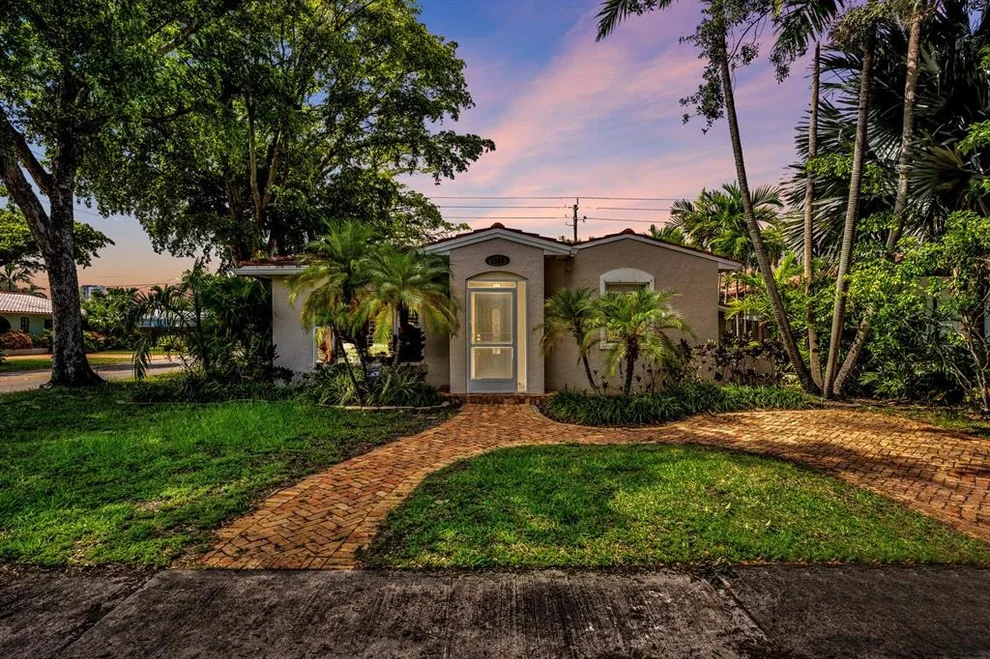 Unit for sale at 1359 Washington Street, Hollywood, FL 33019
