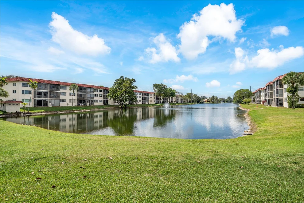 Unit for sale at 411 S Hollybrook Drive, Pembroke Pines, FL 33025