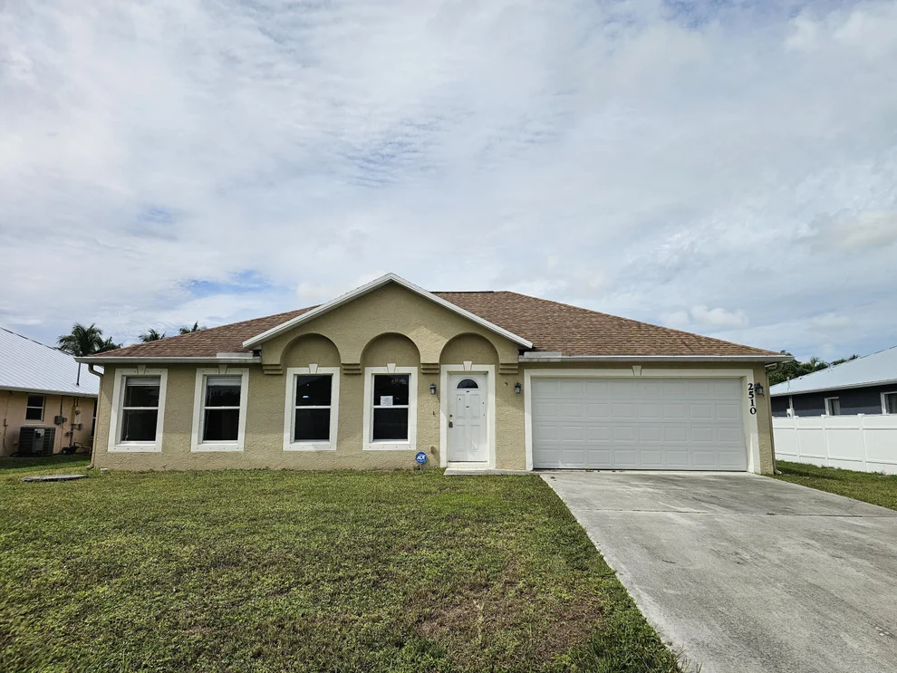 Unit for sale at 2510 SW Chestnut Lane, Port St Lucie, FL 34953