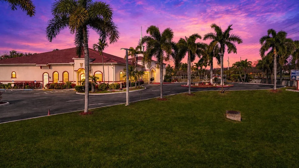 Unit for sale at 7025 Summerville Terrace, Lake Worth, FL 
