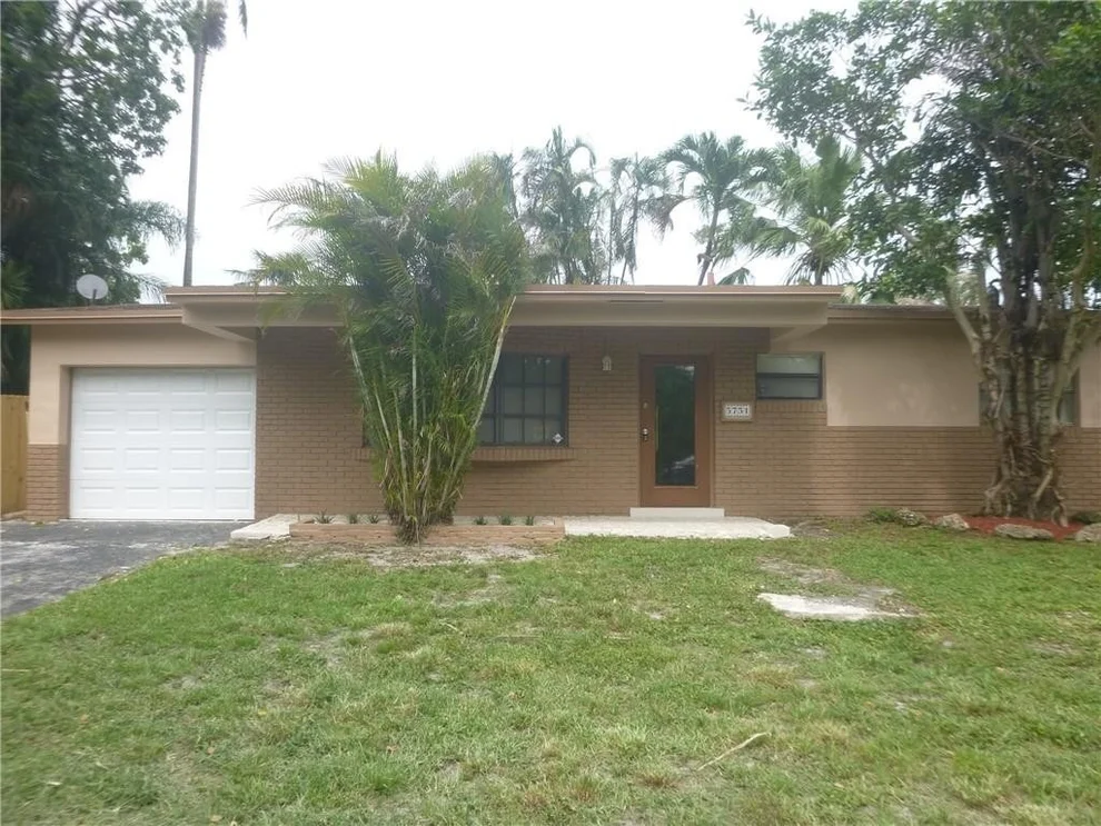 Unit for sale at 5751 SW 56th Street, Davie, FL 33314