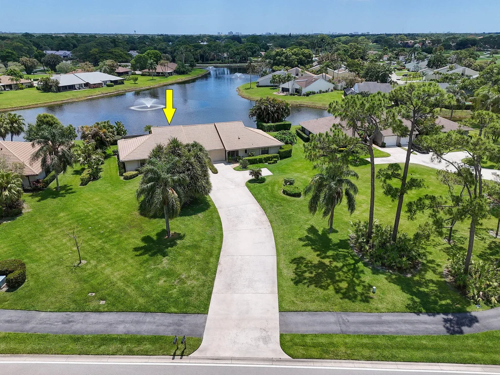Unit for sale at 13344 Touchstone Place, Palm Beach Gardens, FL 33418