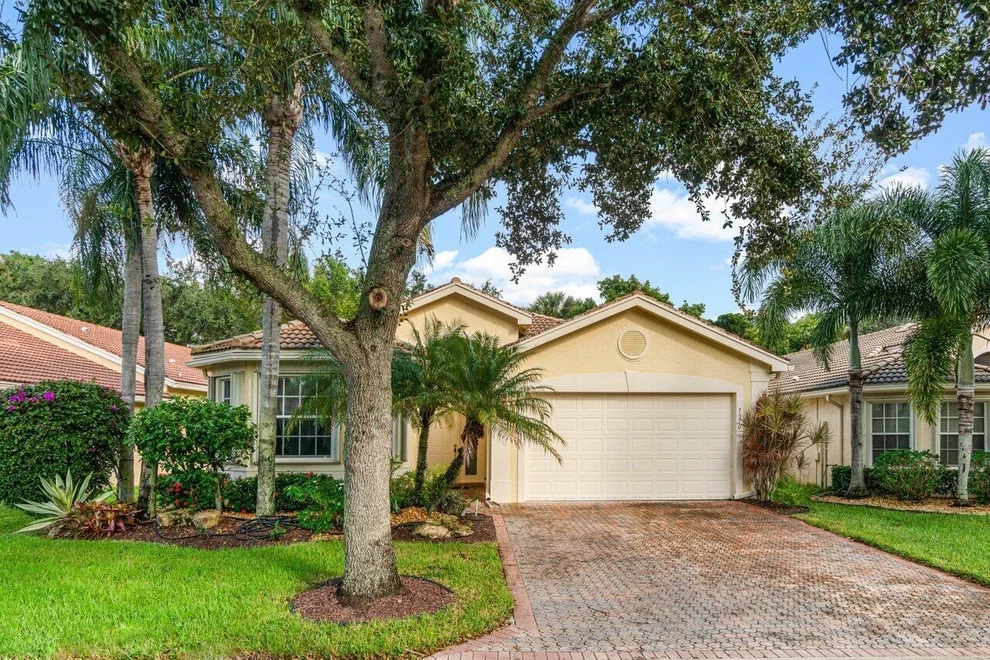 Unit for sale at 7570 Starfish Reef Lane, Lake Worth, FL 33467